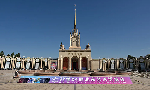 懂艺术的AI灯 还原作品魅力 智谋纪黑科技惊艳艺博会